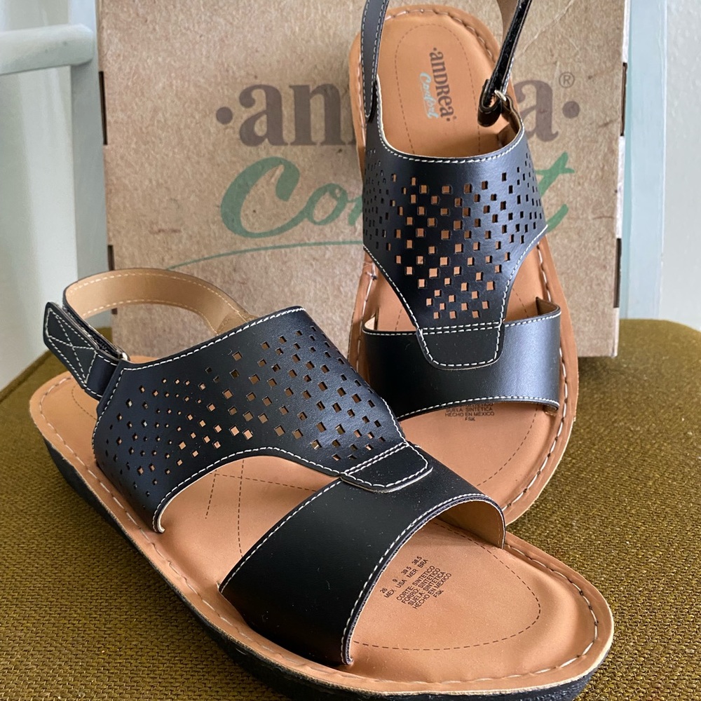 Black sandals
